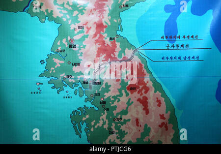 Korean DMZ map Stock Photo - Alamy