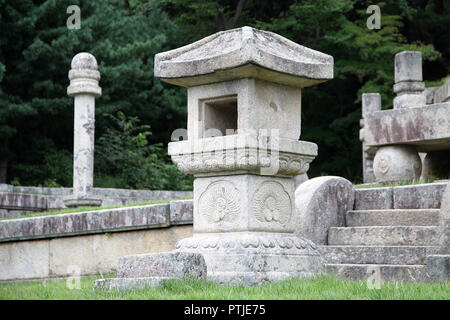 Tomb of King Kongmin in North Korea Stock Photo