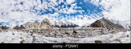 Panorama of K2 mountain, Broad peak, Gasherbrum and Khumul Gri, from Vigne glacier, Karakoram, Pakistan Stock Photo