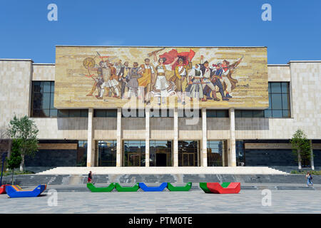 National History Museum with Shqiptarët Mosaic, The Albanians, Muzeu Historik Kombëtar, Skanderbeg Square, Tirana, Albania Stock Photo