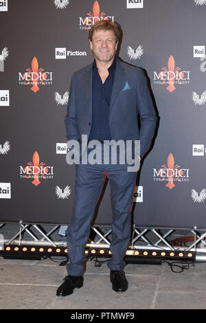 Florence, Palazzo Medici Riccardi, photocall tv series 'Medici - The Magnificent'. In the picture: Sean Bean Stock Photo