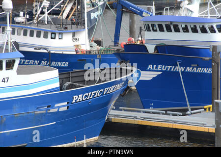 https://l450v.alamy.com/450v/ptn9wn/big-commercial-fishing-boats-docked-at-a-marina-in-dutch-harbor-on-amaknak-island-unalaska-in-the-aleutian-islands-chain-alaska-united-states-ptn9wn.jpg