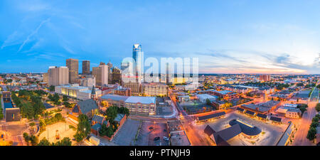 Oklahoma City, Oklahoma, USA downtown skyline at twilight. Stock Photo