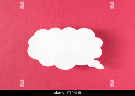 Message in the form of a cloud of paper on a red background, social networks, eddy Stock Photo