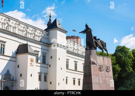 View of the south side of the Palace Of the Grand Dukes of Lithuania in Vilnius Old Town with the Monument to Grand Duke Gediminas sited beside it. Stock Photo