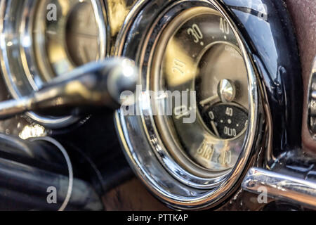 Ostia Lido, Roma. Italy 09/30/2018. Selective focus on  Interiors details of a Vintage Police car  Alfa Romeo,1900 super. Exibited at at the 50 annive Stock Photo