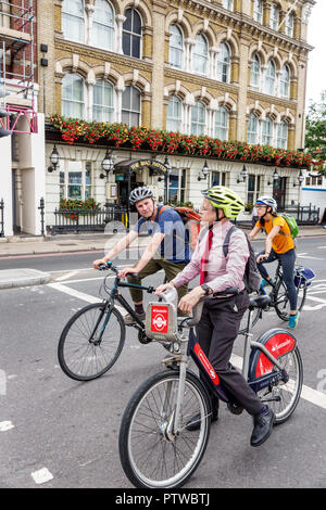 Men Urinating In Public In The Street London Stock Photo Alamy