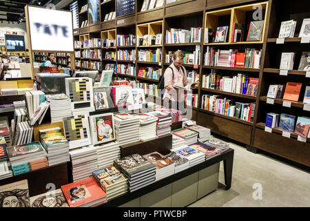 London England,UK,Southwark,Bankside,Tate/Modern,contemporary art museum gallery,interior inside,store,gift,shop,books,table display,shopping shopper Stock Photo