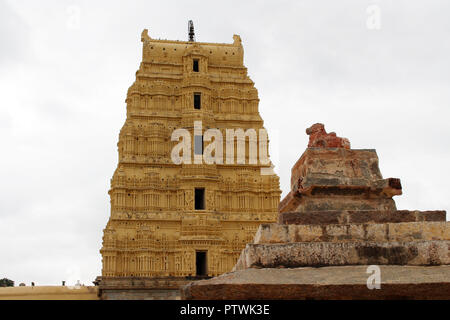 The prominent Virupaksha Temple (still in use) of Hampi. Taken in India, August 2018. Stock Photo