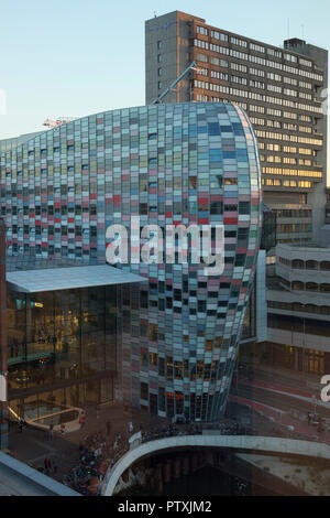 Utrecht, Netherlands - September 27, 2018: Poortgebouw of the new shopping centre Hoog Catharijne Stock Photo