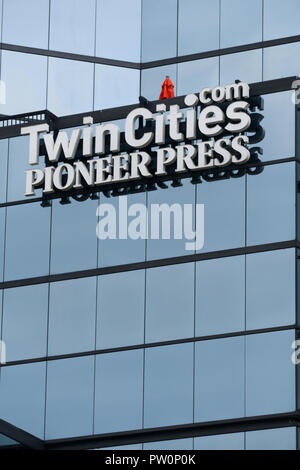 ST. PAUL, MN/USA - SEPTEMBER 30, 2018: Twin Cities Pioneer Press newspaper headquarters building and trademark logo. Stock Photo