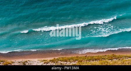 View of Lake Michigan from the top of a dune in Sleeping Bear Dunes National Lakeshore, Empire, Michigan, USA. Stock Photo