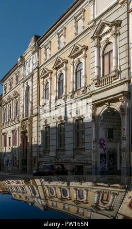 11 October 2018, Saxony-Anhalt, Halle: The Thalia Theater Pushkinhaus in Halle. Photo: Peter Endig/dpa-Zentralbild/ZB Stock Photo