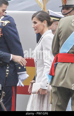 Madrid, Spain. 12th Oct, 2018. Queen Letizia of Spain at the national day parade at Lima square in Madrid, Spain on the 12 of October of 2018. October12, 2018. Credit: Jimmy Olsen/Media Punch ***No Spain***/Alamy Live News Stock Photo