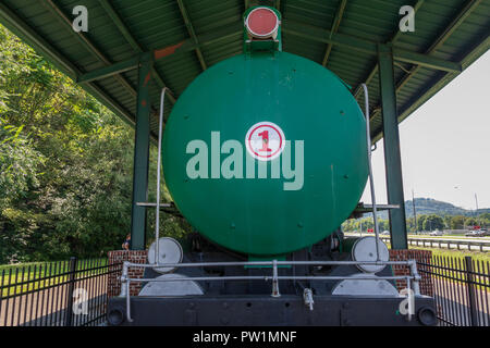 ELIZABETHTON, TN, USA-10/1/18: North American Rayon steam locomotive,  possibly the last such engine used commercially in the U.S Stock Photo -  Alamy