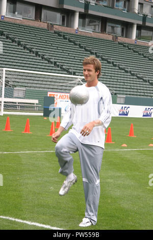 David Beckam  06/02/05 DAVID BECKHAM LAUNCHES SOCCER ACADEMY @ Home Depot Center, Carson Photo by Kanako Chitose/HNW / PictureLux  File Reference # 33683 216HNWPLX Stock Photo