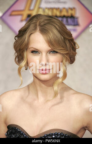 Taylor Swift  04/02/09 'Hannah Montana The Movie' Premiere  @ El Capitan Theatre, Hollywood Photo by Ima Kuroda/HNW / PictureLux  File Reference # 33683 928HNWPLX Stock Photo