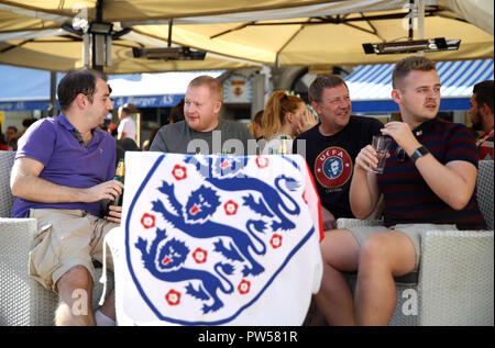 England fans ahead of the Nations League fixture in Rijeka, Croatia. PRESS ASSOCIATION Photo. Picture date: Friday October 12, 2018. See PA story SOCCER Croatia. Photo credit should read: Tim Goode/PA Wire. Stock Photo