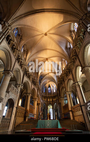 UK, Kent, Canterbury, Canterbury Cathedral interior, Presbytery, looking from Altar towards Trinity Chapel vaulted ceiling Stock Photo