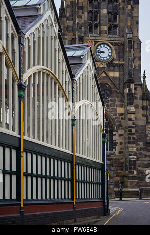 Market Hall in Stockport with St Mary’s church in the background Stock Photo