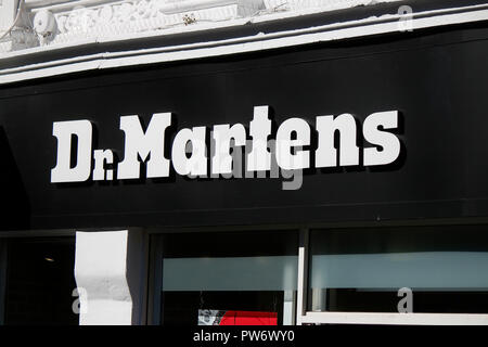 Dr martens ireland logo hotsell