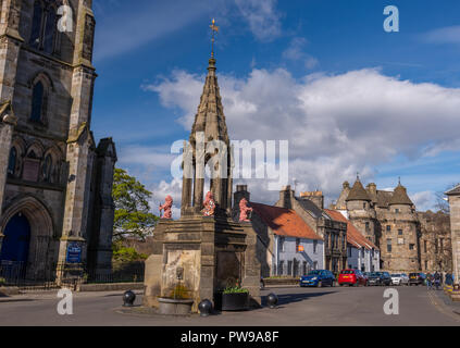 Falkland Parish Church, Bruce Fountain, Falkland, Fife, Lomond Hills, Scotland, United Kingdom Stock Photo