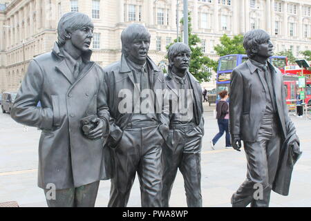 the-beatles-statue-in-