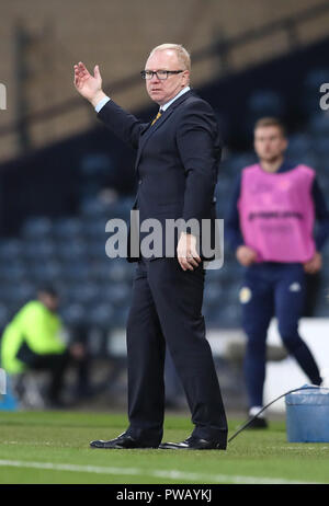 Scotland manager Alex McLeish gestures on the touchline during the International Friendly match at Hampden Park, Glasgow. Stock Photo