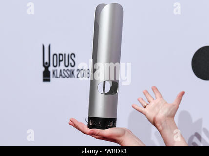 Berlin, Germany. 14th Oct, 2018. The music prize 'Opus Klassik', the new prize for classical music and successor prize to the Echo Klassik. Photo: Jens Kalaene/dpa-Zentralbild/dpa Credit: dpa picture alliance/Alamy Live News Stock Photo