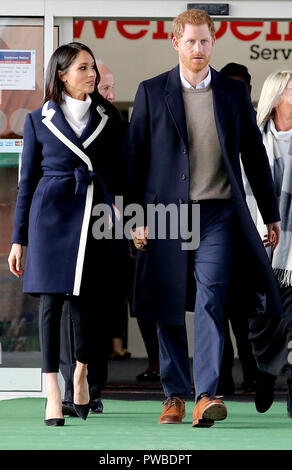 Prince Harry and Ms. Meghan Markle leave at Nechells Wellbeing Centre in Birmingham, on March 8, 2018, after joining Birmingham's Coach Core apprentices as they take part in a training masterclass led by Create Development Photo: Albert Nieboer/Netherlands OUT/Point De Vue Out - NO WIRE SERVICE   Photo: Albert Nieboer/RoyalPress/dpa | usage worldwide Stock Photo