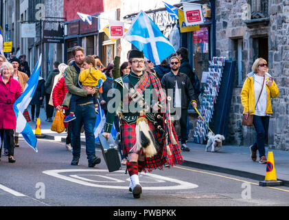 Man in kilt uniform at All Under One Banner AU=B Scottish Independence march 2018, Royal Mile, Edinburgh, Scotland, UK Stock Photo