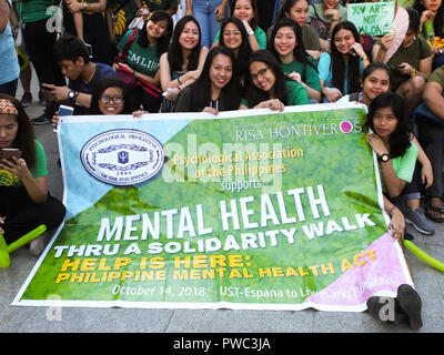 Manila, Philippines. 14th Oct, 2018. Students holding a big streamer Mental Health thru a Solidarity Walk at Liwasang Bonifacio in Manila. The Philippines holds the first-ever Solidarity Walk for Mental Health in Manila City on October 14. The march is organized in partnership with the Office of Senator Risa Hontiveros, and will also be held in commemoration of International Mental Health Month in October. Credit: Josefiel Rivera/Pacific Press/Alamy Live News Stock Photo