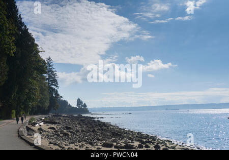 The seawall waterfront path in Stanley Park, Vancouver Stock Photo