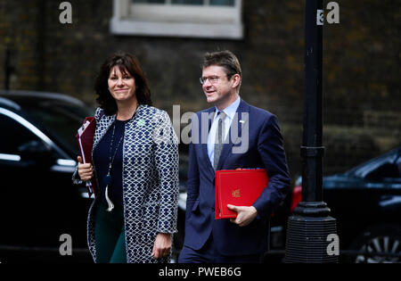 Downing Street, London, UK. 16 October 2018. Government ministers arrive in Downing Street for an extended weekly cabinet meeting where Brexit backstop decision is being discussed. Claire Perry, Minister of State for Energy and Clean Growth, arriving with Greg Clark, Business and Energy Secretary. Credit: Malcolm Park/Alamy Live News. Stock Photo