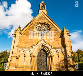 West round window, Sandstone Victorian St Mary's Episcopal Church, Dalkeith, Midlothian, Scotland, UK Stock Photo