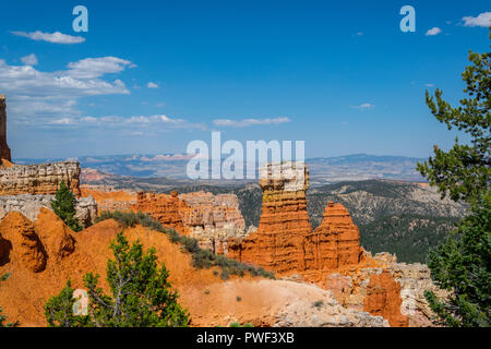 Two prominent hoodoos - The Hunter and Rabbit - at Agua Canyon Overlook in Bryce Canyon National Park, Utah, United States of America Stock Photo