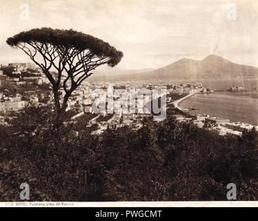 Brogi Giacomo (1822-1881) - n. 5110 - Napoli - Panorama preso dal Vomero. Stock Photo