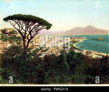 Brogi, Giacomo (1822-1881) - n. 5110 - Napoli - Panorama preso dal Vomero (colorizzata). Stock Photo
