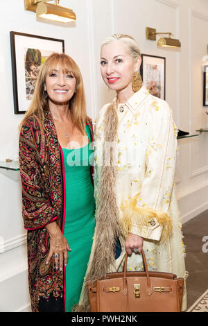 Birdies, home of the stylish flat that  is secretly a slipper, is hosting actress/philanthropist Jane Seymour, founder of the Open Hearts Foundation at their flagship store on Union Street in San Francisco on Friday, September 14, 2018.  Jane founded the Open Hearts Foundation to fulfill her dream of building a legacy dedicated to serving others, and empowering people to turn adversity into opportunity.  Featuring: Jane Seymour, Sonya Molodetskaya Where: San Francisco, California, United States When: 14 Sep 2018 Credit: Drew Altizer/WENN.com Stock Photo