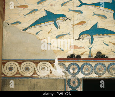 Greece. Crete. Palace of Knossos (1700-1450 BC). Megaron of the Queen. Fresco of the Dolphins, detail. Postpalatial period. Stock Photo