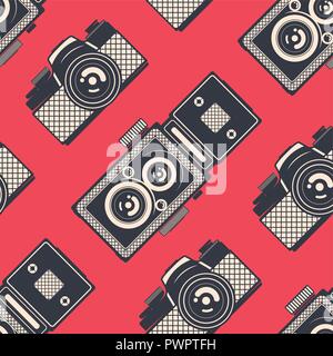 Retro seamless pattern with vintage cameras, vector background template for your design Stock Vector