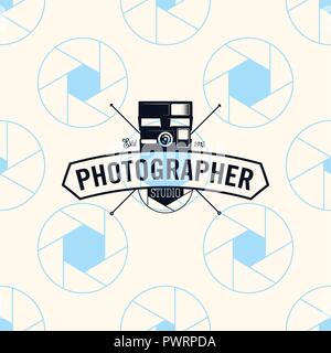 Photographer logo on seamless pattern camera shutter, vector illustration template for your logo design Stock Vector