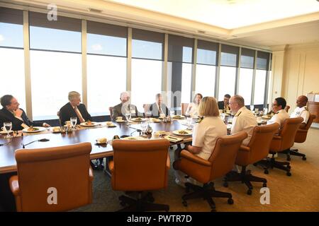 Pittsburgh PA (June 20, 2018) Vice Admiral Forrest Faison Surgeon General and Chief, Bureau of Medicine and Surgery meets with University of Pittsburgh at Center for Military Medicine Research (UPMC) to discuss new ways that Sailors can be treated and seen at medical center. Navy Week focus a variety of outreach assets, equipment and personal on a single city for a week-long series of engagements with key influencers and organizations representing all sectors of the market. During a Navy Week, 75-100 outreach events are coordinated with corporate, civic, government, education, media, veterans, Stock Photo