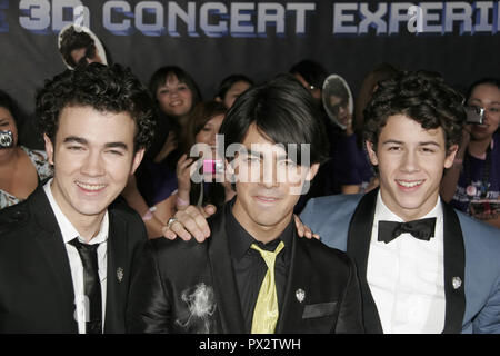 Kevin Jonas, Joe Jonas, Nick Jonas (Jonas Brothers)  02/24/09 'Jonas Brothers The 3D Concert Experience'  @ El Capitan Theatre, Hollywood Photo by Ima Kuroda/HNW / PictureLux  February 24, 2009   File Reference # 33686 718HNWPLX Stock Photo