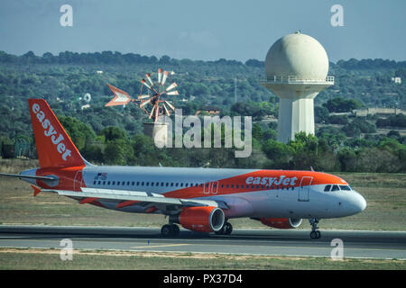 EasyJet plane runs on the runway, Palma de Mallorca, Spain Europe Stock Photo