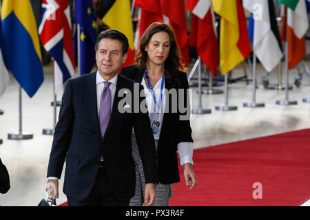 Brussels, Belgium. 18th Oct 2018. Giuseppe Conte, Prime Minister of Italy arrives for European Council meeting in Brussels, Belgium on October 18, 2018. The summit concentrates on migration and security policies. Credit: Michal Busko/Alamy Live News Stock Photo