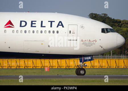 Arizona Cardinals NFL team adds an ex-Delta Boeing 777-200 ER as a