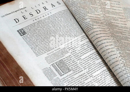Old bible in French, 1669.  Old Testament. The book of Esdras. Stock Photo