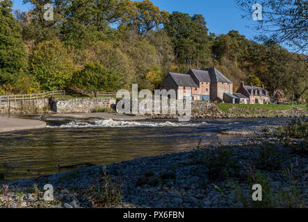 Mertoun Mill and weir on the River Tweed at Mertoun, St Boswells, Scotland Stock Photo