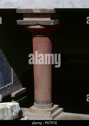 Greece. Crete. Palace of Knossos (1700-1450 BC). Column. Architectural detail. Stock Photo